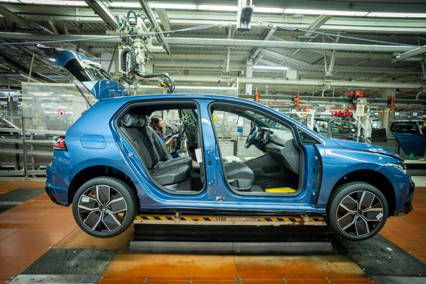 許多車廠都轉向其他國家設廠，希望降低新車生產成本。