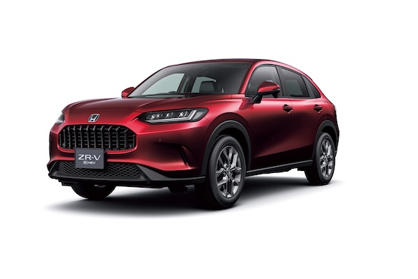 Honda ZR-V 中型休旅改款日本車價大漲 10%！台灣最快年底見
