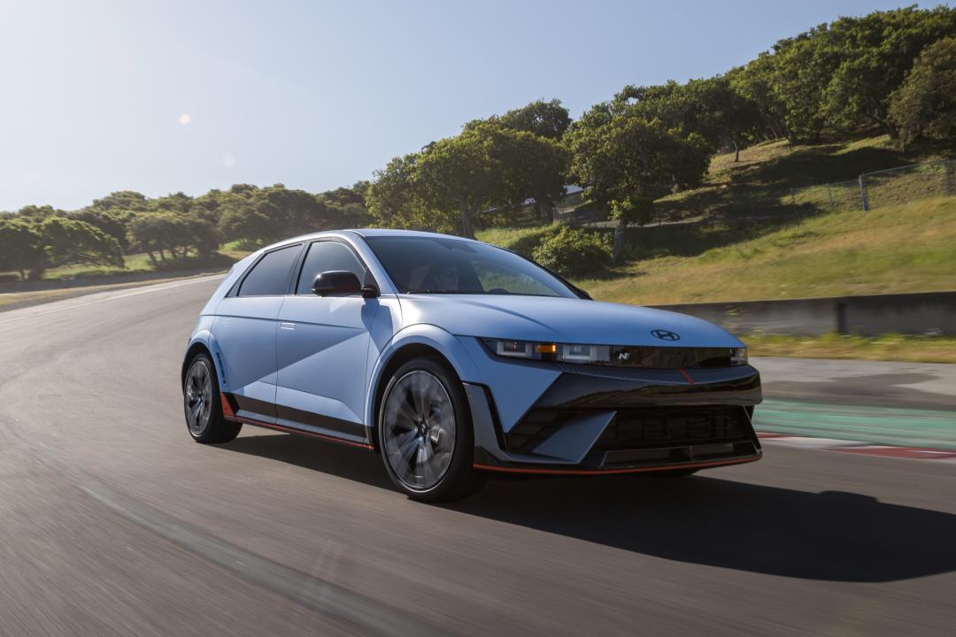Ioniq 5 N是Hyundai首款高性能純電休旅，可謂是一鳴驚人。