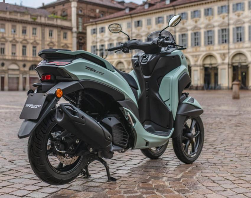 Yamaha 三輪速克達推新一代車型！未來感外型搭配 4.2 吋儀錶板