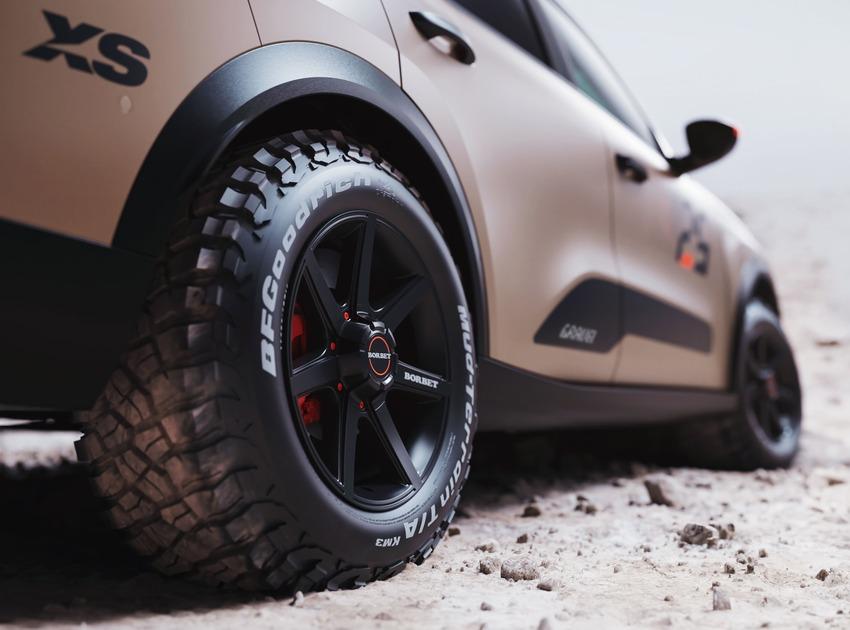 換裝 BFGoodrich 全地形胎有助於提升越野表現。