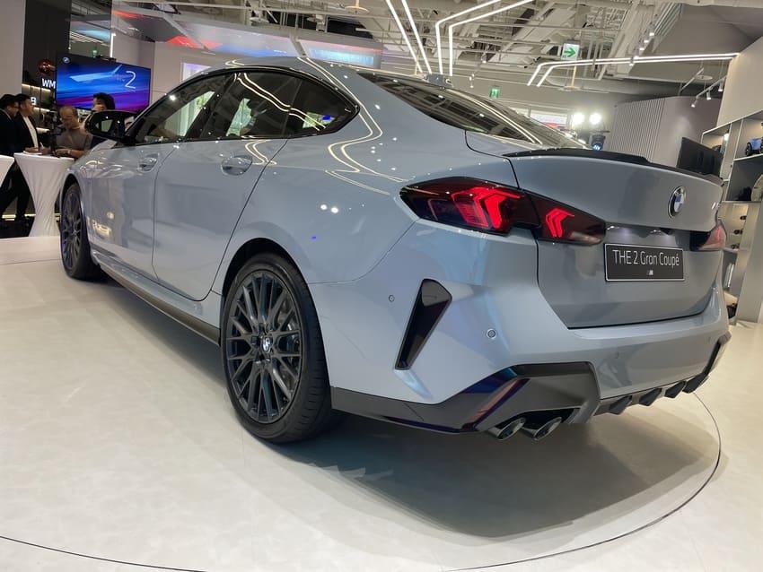 M235 xDrive Gran Coupe 擁有專屬的 M Performance 性能扮相。