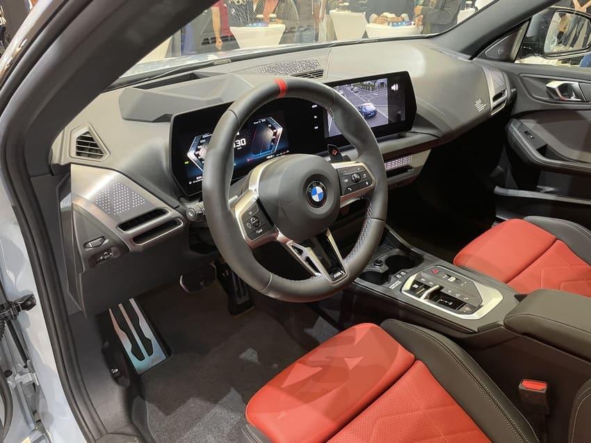 新一代 M235 xDrive 內裝。