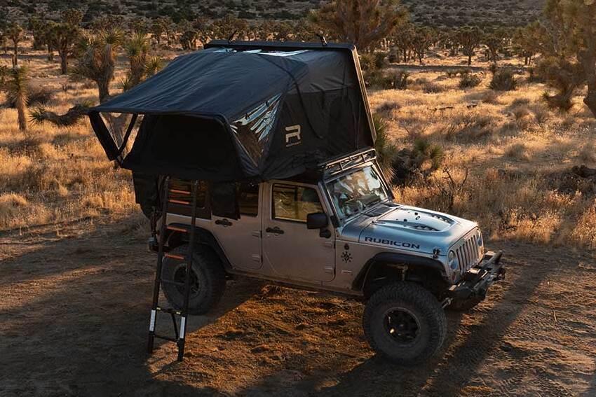 美國戶外品牌 Roofnest 推出世界上最大的 Condor 2 XXL Air 硬殼車頂帳。