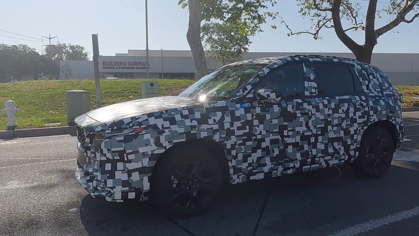 Mazda 新一代 CX-5 測試車近距離曝光，預計今年下半年發表。