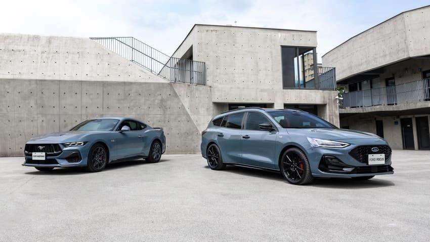 採用源自Mustang野馬跑車的 Vapor Blue Metallic 車色，讓外型更加搶眼。
