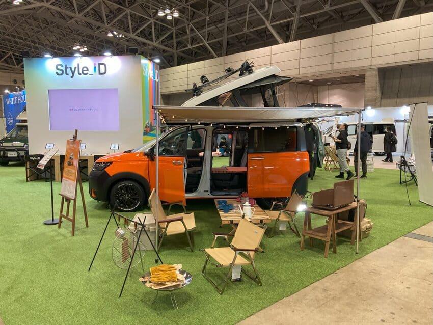 日本改裝品牌 White House Camper 推出 Honda Freed rosstar Style_iD 客製化露營車。