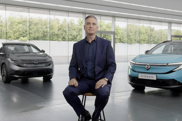 Nissan Leaf 大改款秀科技實力！玻璃車頂一鍵變色超酷炫