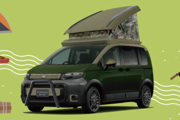 Honda 高人氣 MPV 化身移動臥室！掀開車頂變成床 輕鬆享受車宿樂趣