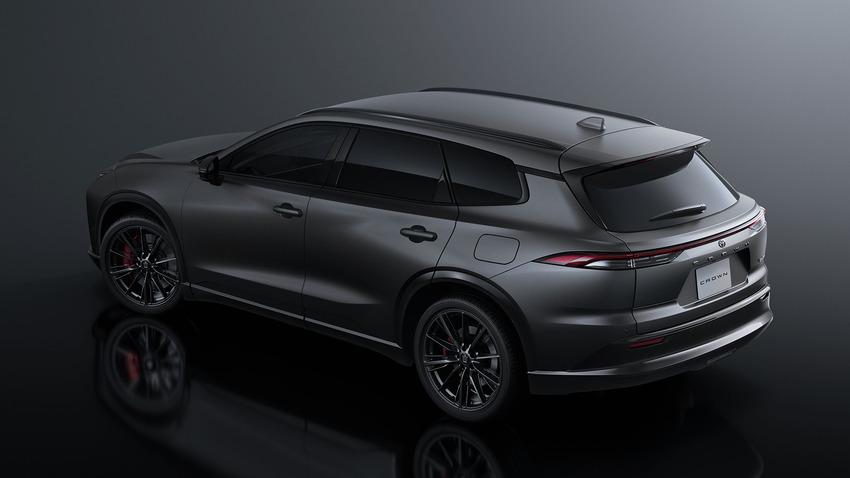最實用 Toyota 新皇冠 SUV 特仕現身！Crown Estate 黑化風格帥度激增