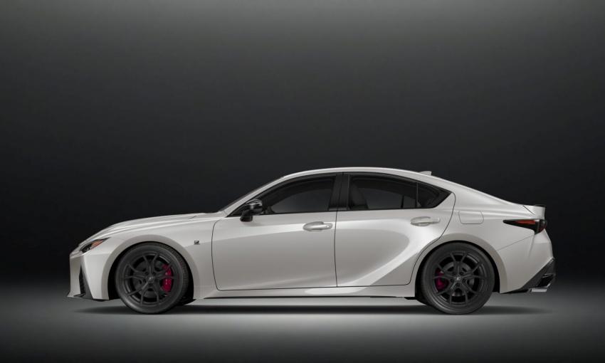 Lexus IS 車系性能代表 V8 引擎的 IS500 將在日本推出 IS500 Climax Edition 最終限量版。