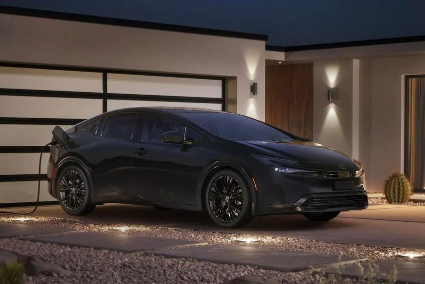 北美 Toyota 推出新年式 Prius PHEV，最大亮點在於追加 Nightshade Edition 特仕版。