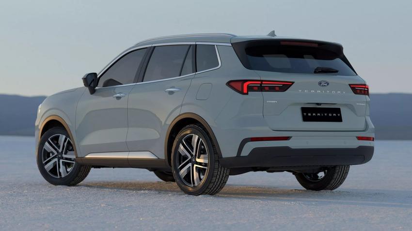 小改款 Territory 整體車格比現行 Kuga 更大一些，擁有更好的空間表現。