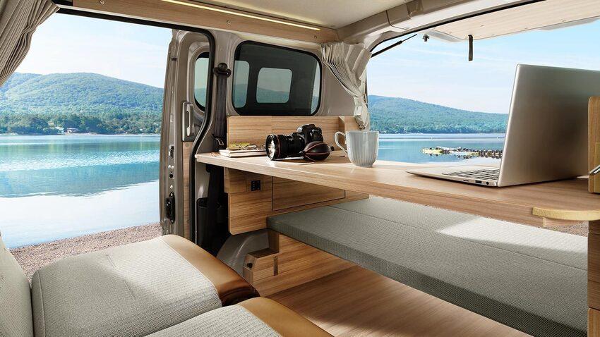 NV200 Vanette MyRoom 將車艙打造成豪華和室，展現獨樹一幟的露營風格。