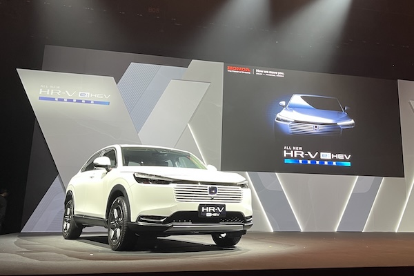 Honda HR-V 小改款售價公布！e:HEV 電油車全降價  一公升跑 23.8 公里