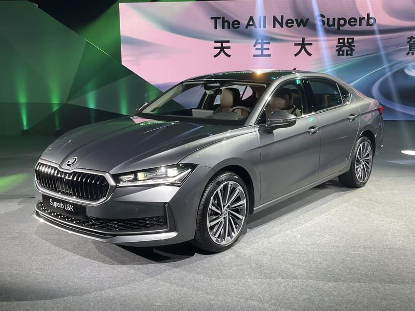 透過不同風格套件，營造出多元化的動感及豪華樣貌。