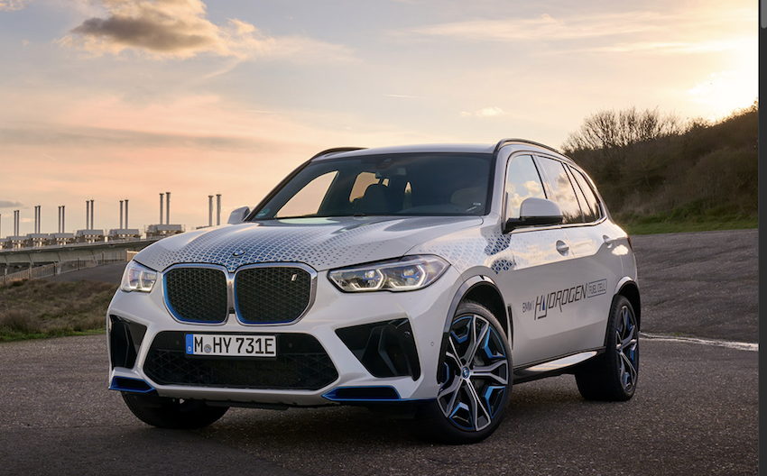 續航里程逼近 1000 公里！BMW iX5 旗艦休旅將搭增程動力