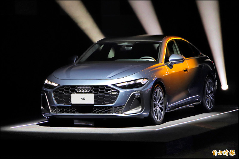 Audi A5 Sedan訴求都會轎跑風格，強調穩定的操控體驗。（記者陳英傑攝）