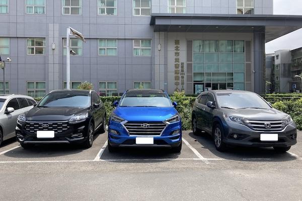 Re: [新聞] 汽車隔熱紙透光率「前擋70%、前側窗40%」