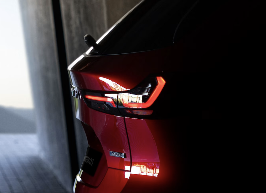 Mazda 新一代 CX-5 外型更銳利動感！外媒還原全車樣貌與現行版對比