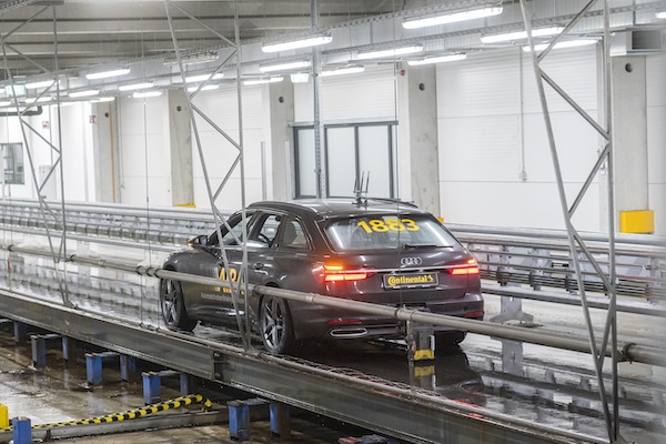 德國馬牌輪胎極限測試場揭秘  用無人車、模擬器打造全球標準  