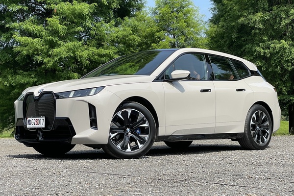 BMW 豪華純電旗艦升級有感 開創嶄新電能駕馭體驗！小改款 iX xDrive45 M Sport 試駕