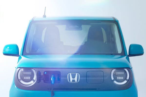 Honda 全新電動車身分曝光！招牌入門小車再進化 登場時間同步揭曉