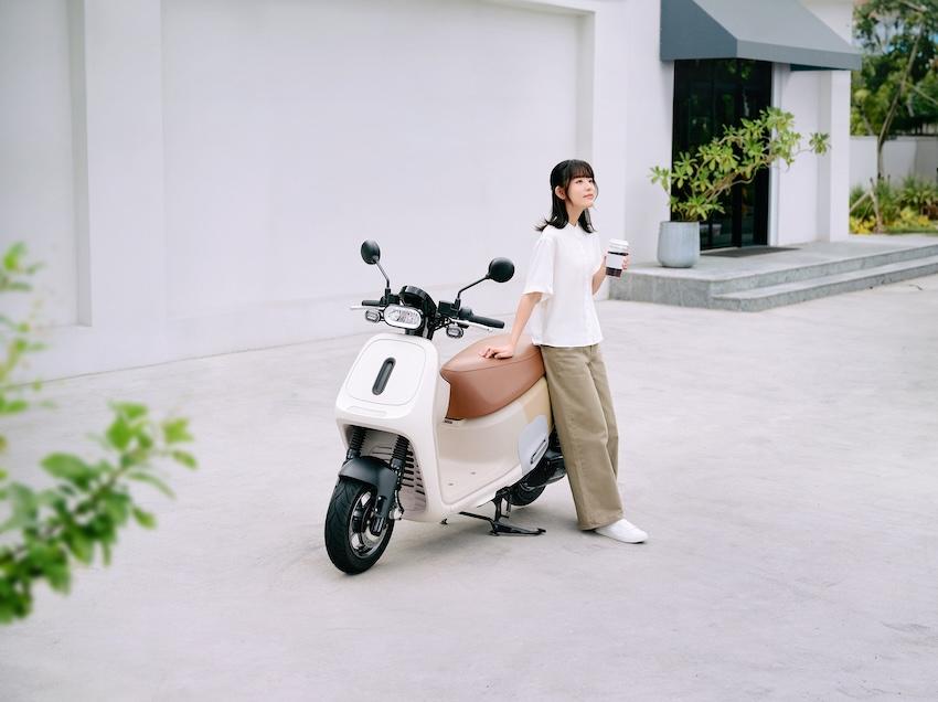「$0月租」資費方案採用騎多少付多少方式，一公里僅 $1 元，比油車更便宜。
