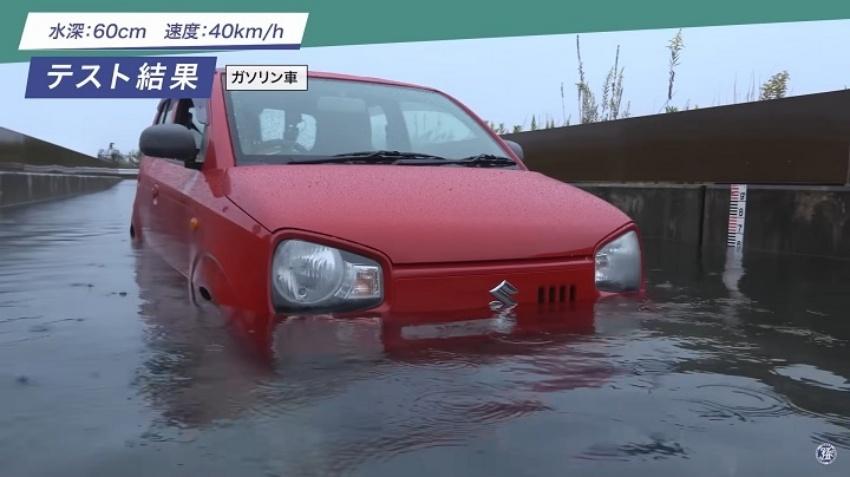 Suzuki Alto 在 60 公分水深、時速 40km/h 情況下直接無法通過。