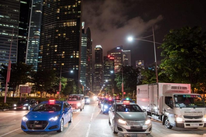 新加坡為減少交通量才會拉高購車門檻。