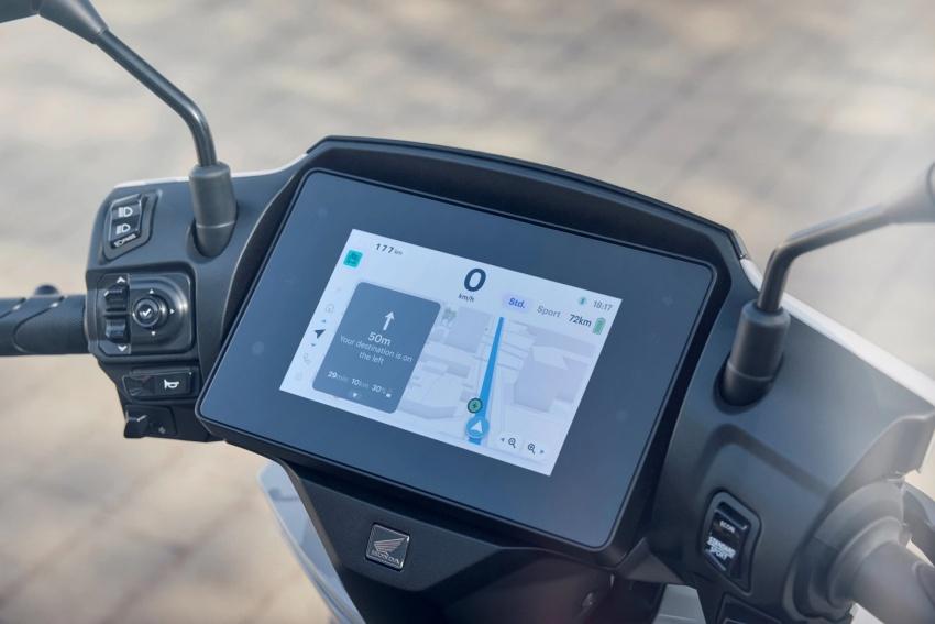 Honda 開發「RoadSync Duo」系統，能協助騎士規劃最合理路線。