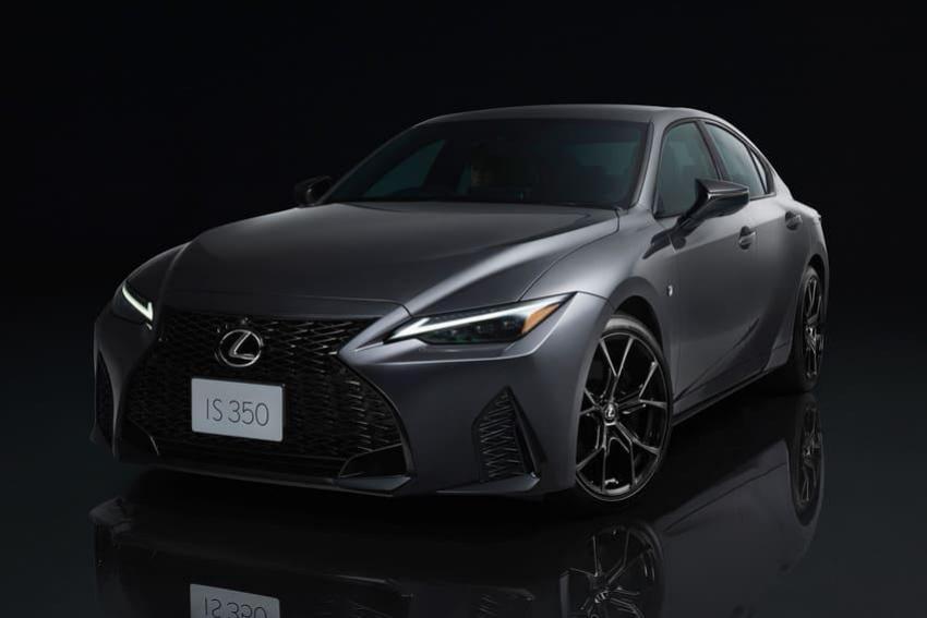 Lexus 在日本推出新年式 IS，並針對 IS 300h、IS 350 追加黑化特仕版。