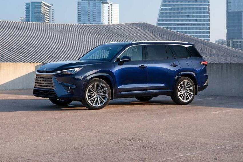 Lexus 旗下不同動力的銷量表現相差不大，顯示品牌策略成功。