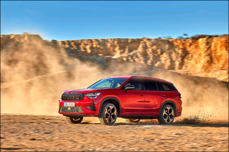 Škoda Kodiaq RS 4×4兼顧動力、乘坐空間與安全性，成為性能七人座休旅新選擇。