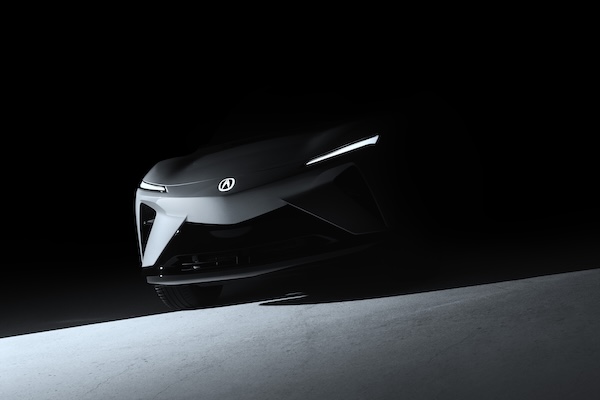 日系豪華品牌雙門跑車華麗轉型！化身純電跨界休旅 8 月中首演