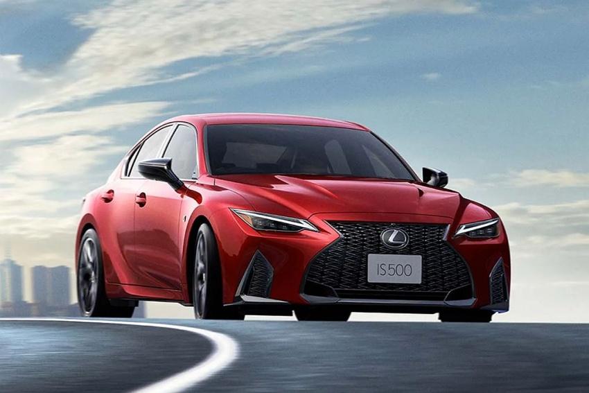 Lexus IS