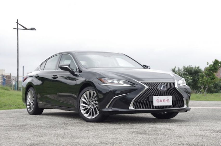Lexus ES 300h