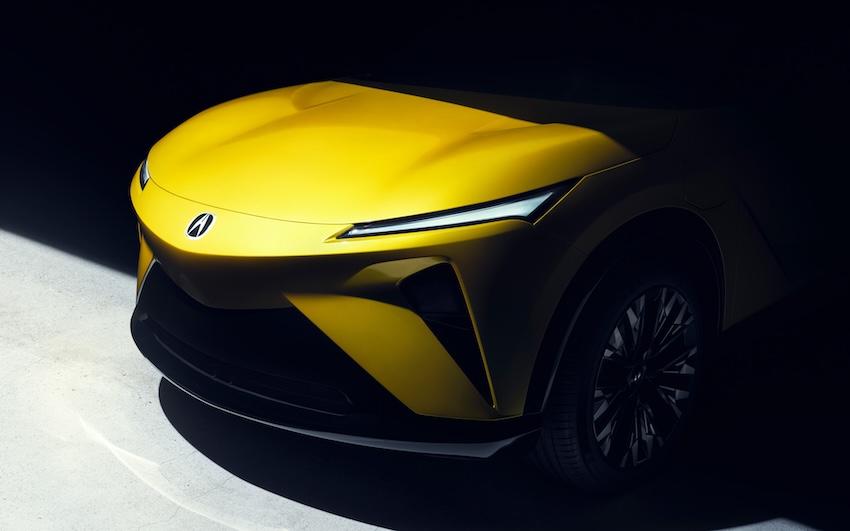 車頭有著 Acura 鑽石五邊形設計。