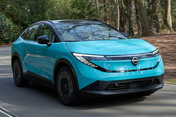 Nissan 大改款 Leaf 入手門檻壓至台幣百萬元內!未來還有基礎入門版 Nissan 大改款 Leaf 入手門檻壓至台幣百萬元內!未來還有基礎入門版
