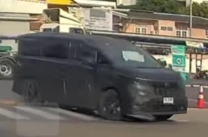 Nissan 旗艦 MPV 大改款測試車曝光，將於 10 月登場。