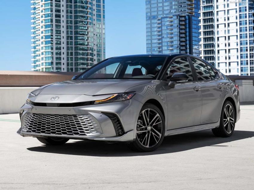 Toyota 集團憑藉豐富的油電動力大獲成功。