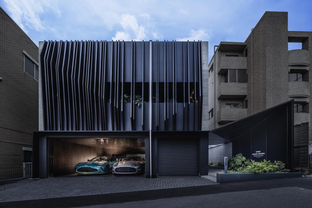 位在東京表參道的N°001 Minami Aoyama，是Aston Martin進軍亞洲的首個豪宅作品。