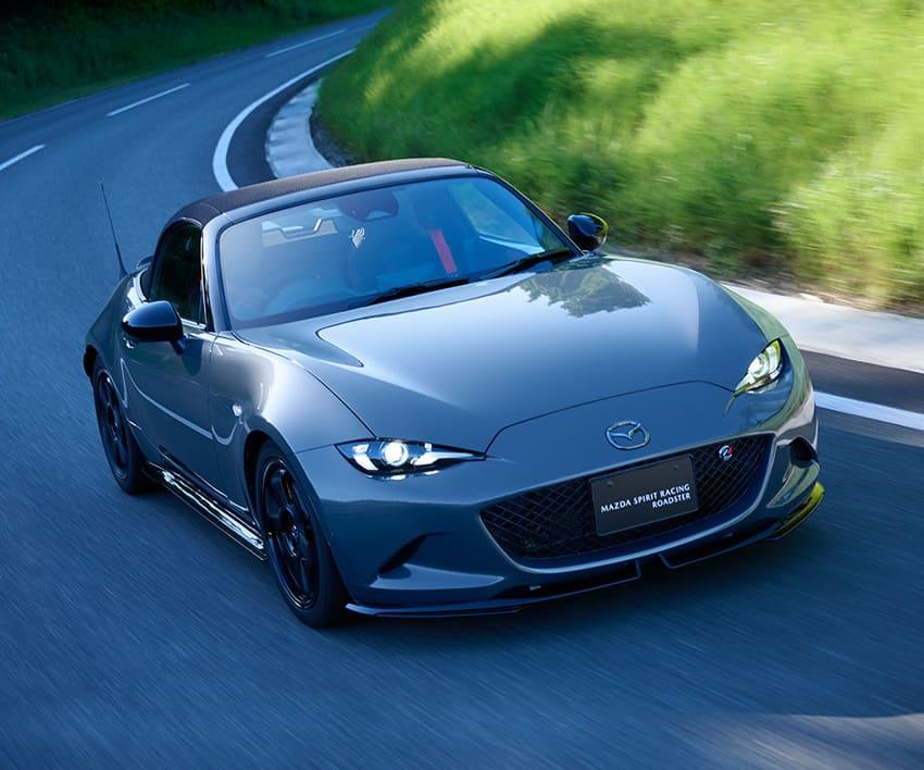 圖為 Spirit Racing Roadster。