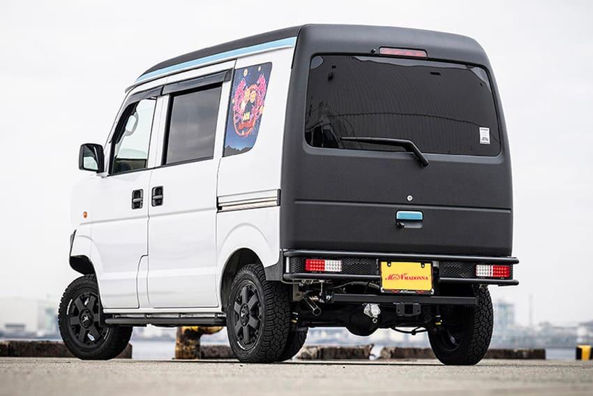 車尾造型同樣經過升級，展現強烈戶外風格。