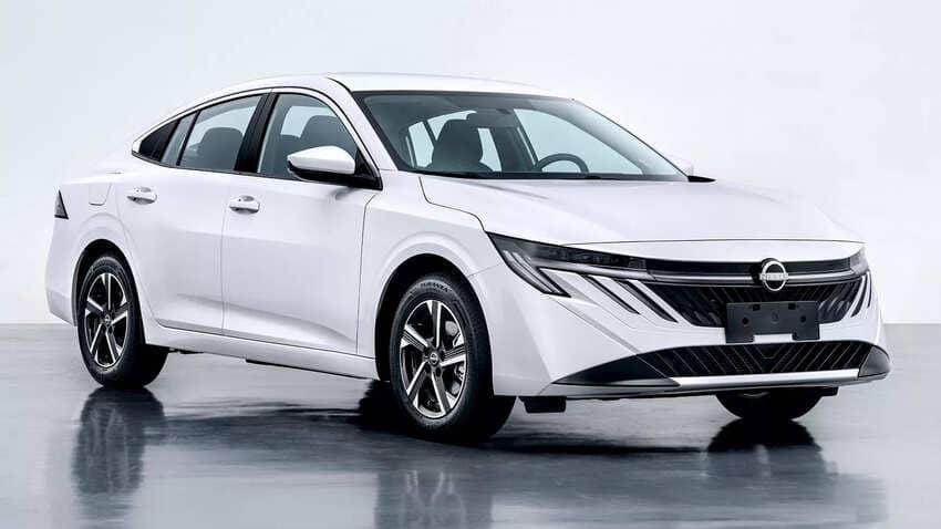 大改款 Sentra 造型曝光。(圖片來源:Carscoops)