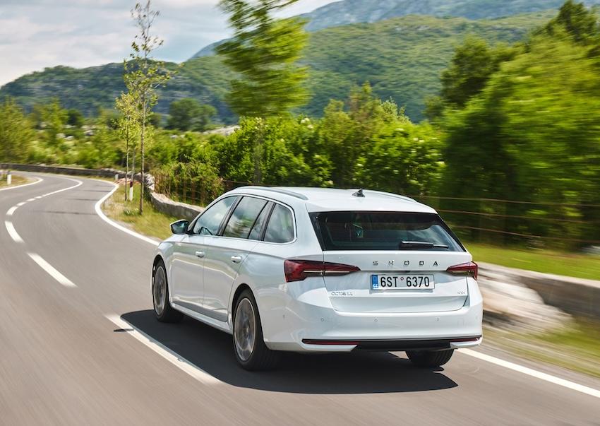 Octavia Combi 2.0 TSI 4x4 是同級唯一搭載全時四輪驅動旅行車。