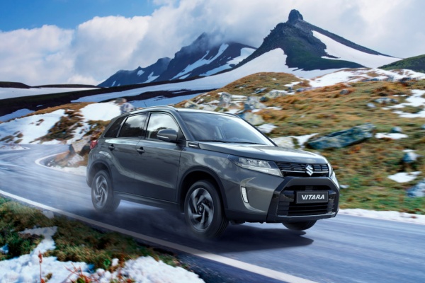 Suzuki 二度小改款 Vitara 正式上市！首波提供四驅單一車型
