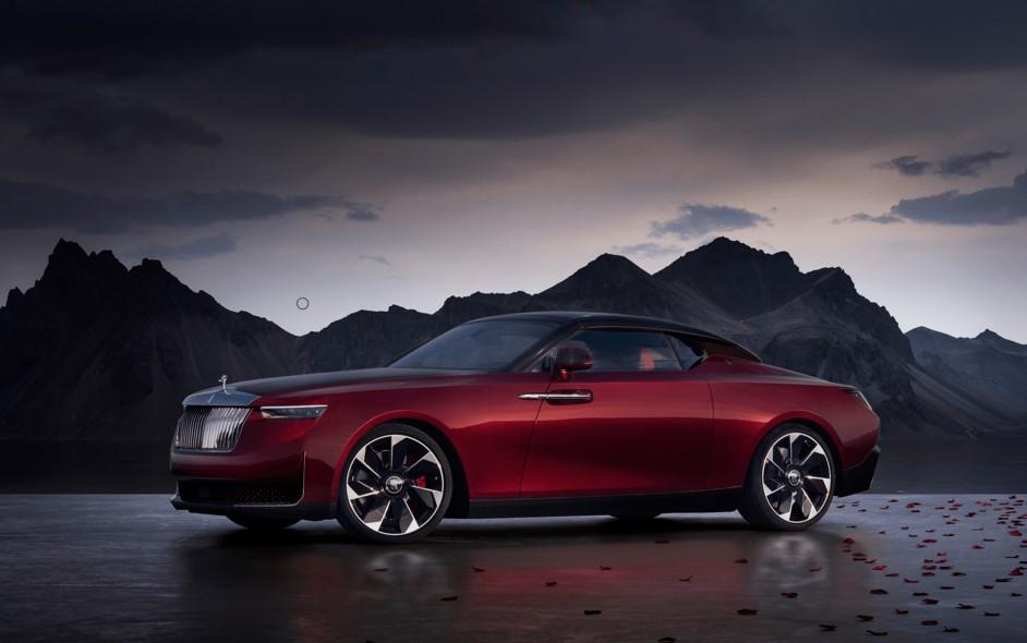 Rolls-Royce客製化部門打造的La Rose Noire Droptail，讓豪奢製車工藝更上一層樓。