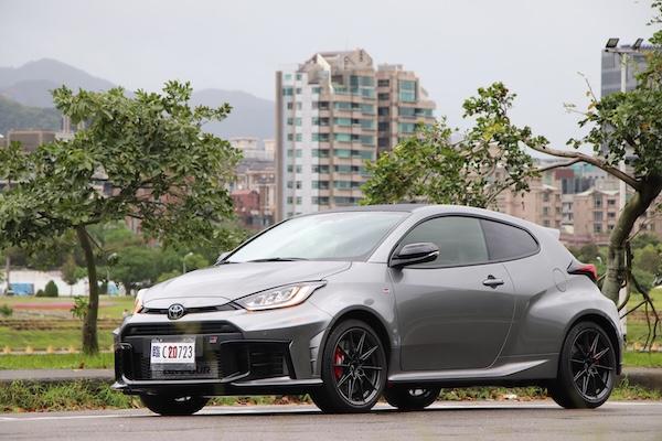 不用學手排也能開暴力鴨!Toyota GR Yaris 自排版試駕心得 不用學手排也能開暴力鴨!Toyota GR Yaris 自排版試駕心得