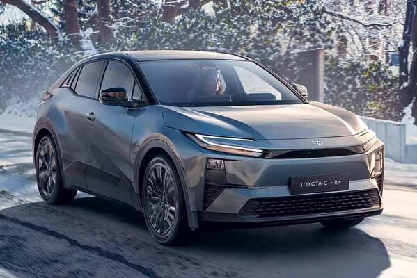 Toyota 全新純電 SUV 身價首度揭曉!空間媲美 RAV4 續航力達 600 公里 Toyota 全新純電 SUV 身價首度揭曉!空間媲美 RAV4 續航力達 600 公里